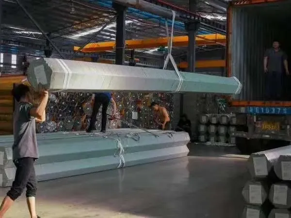 Stainless steel tube final inspection and loading